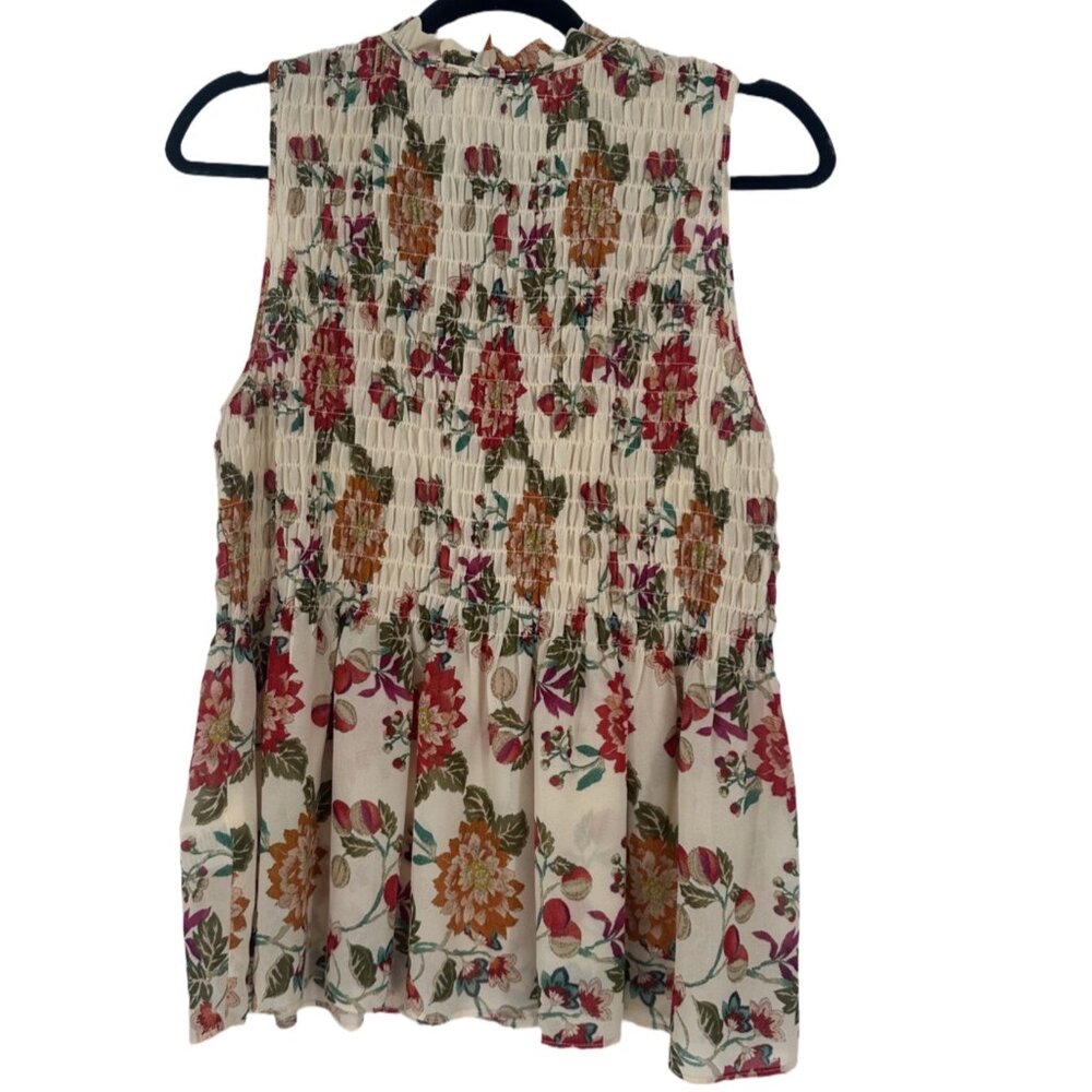 Rose & Olive Smocked Floral Smocked Sleeveless Blouse Size M - Picture 3 of 7
